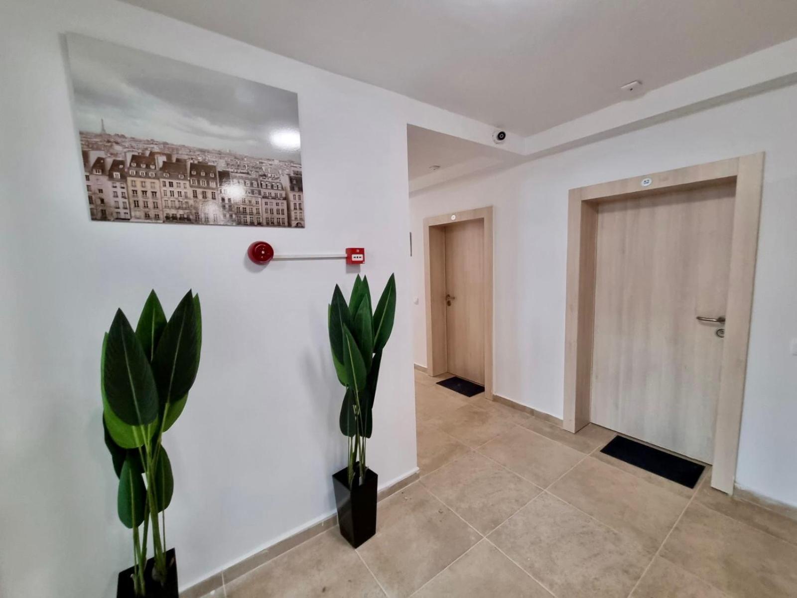 Best Family Apartments & Private Parking Sofia Exterior photo